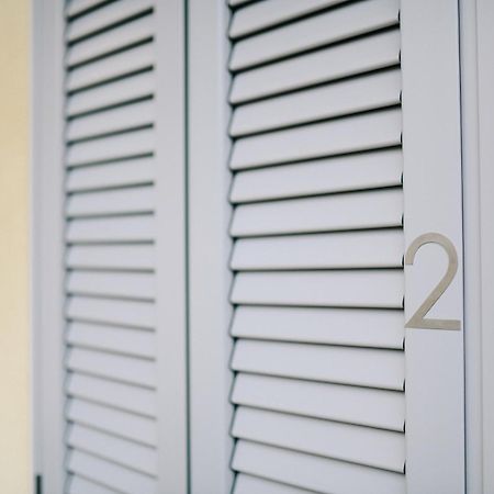 Lora Rose Suite ,Free Parking, Self Check In,2 Комо Экстерьер фото