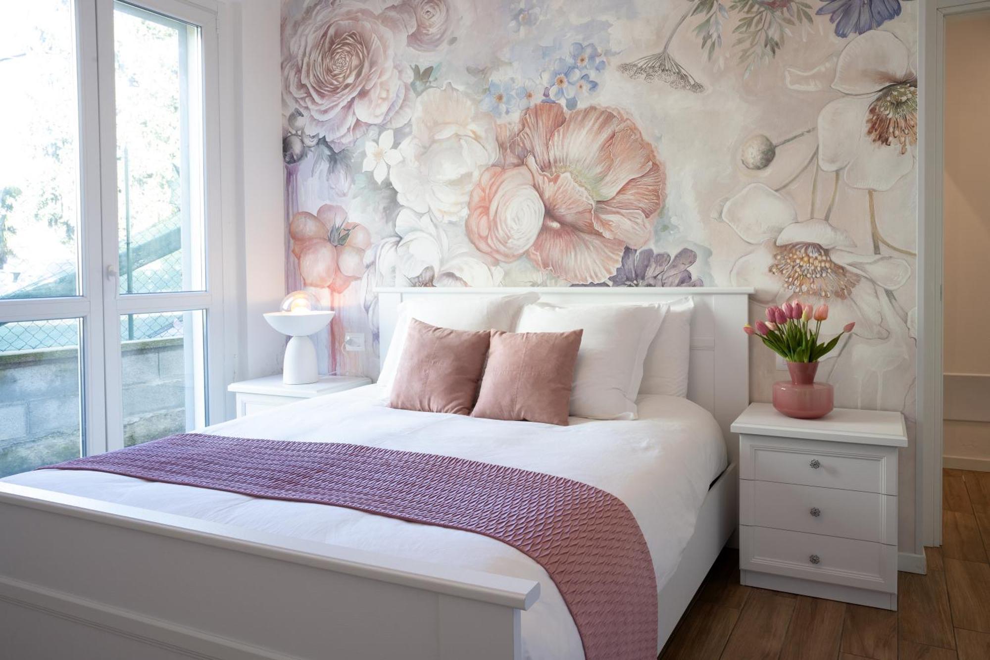 Lora Rose Suite ,Free Parking, Self Check In,2 Комо Экстерьер фото